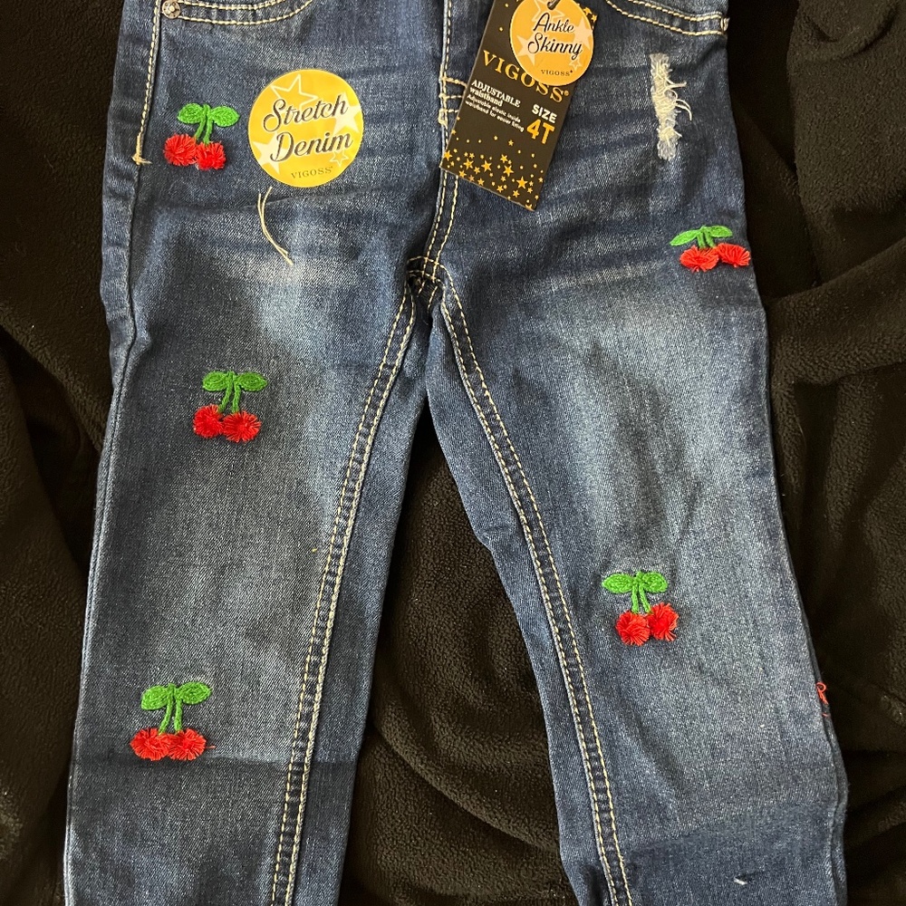 Nwt denim jeans 4T